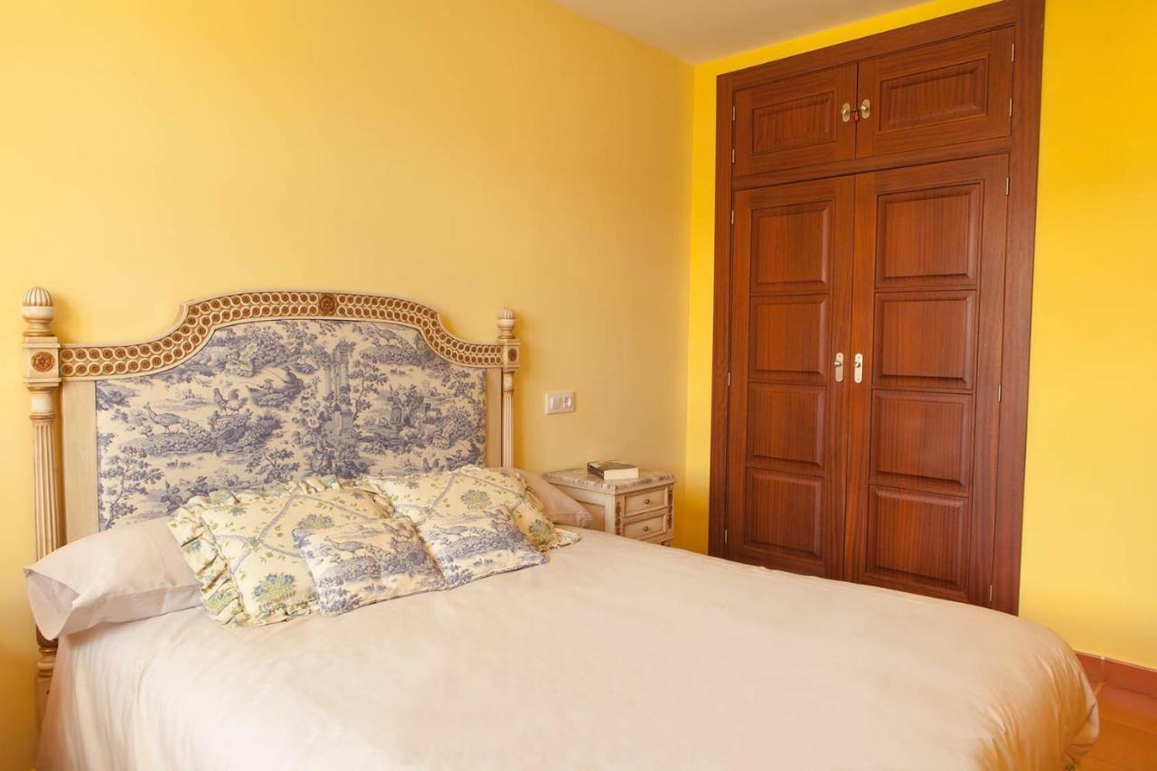Hostal Casa Roble Almenara de Tormes Exterior foto