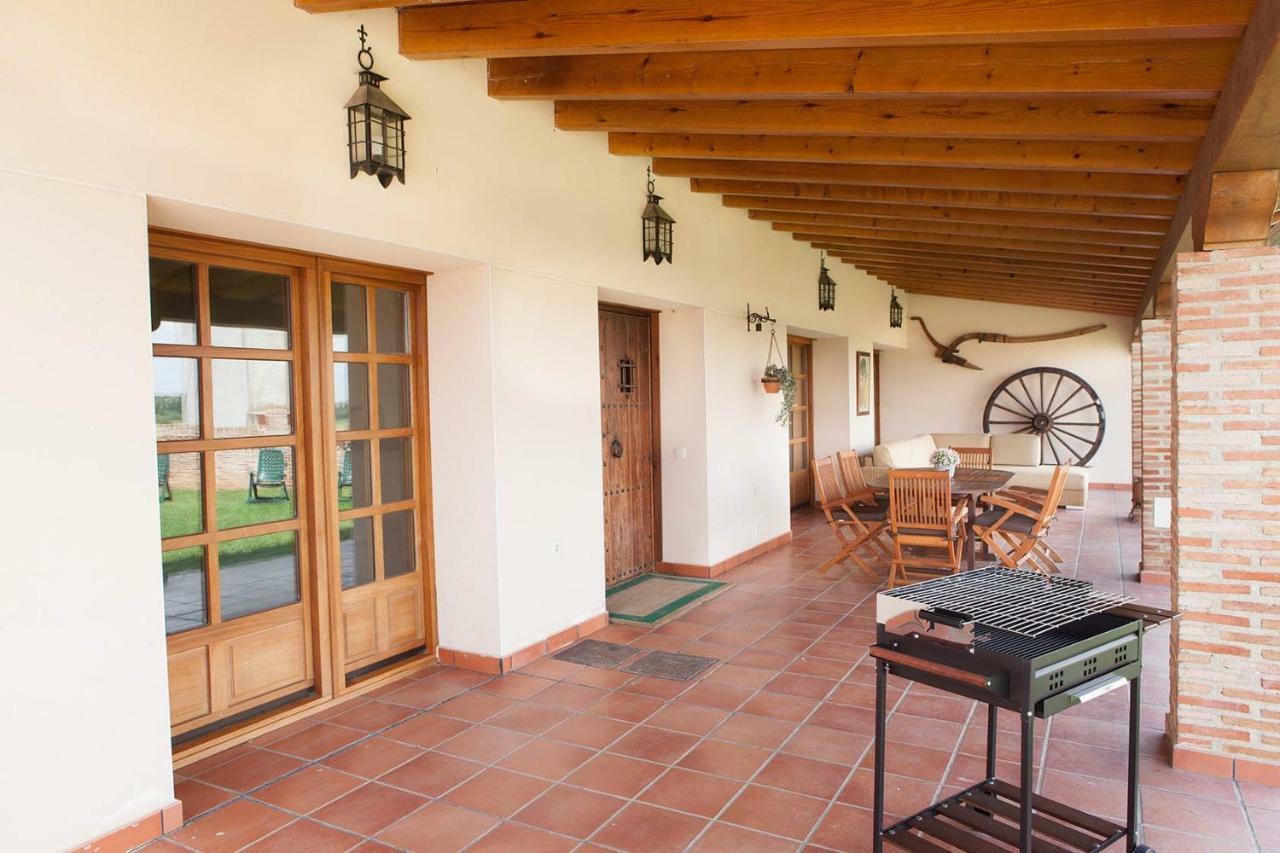 Hostal Casa Roble Almenara de Tormes Exterior foto